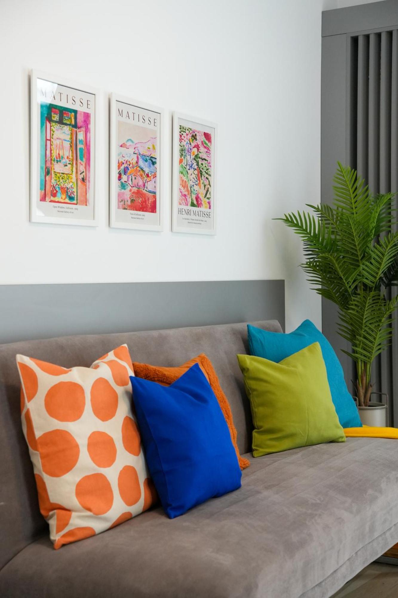 Ana - Cozy & Quiet Apt With Balcony & Garden View Boekarest Buitenkant foto